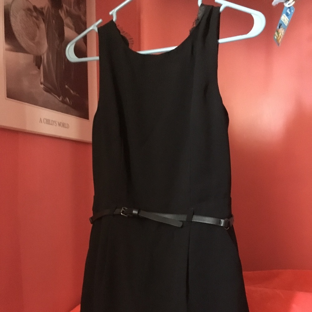 F21 Small NWT black